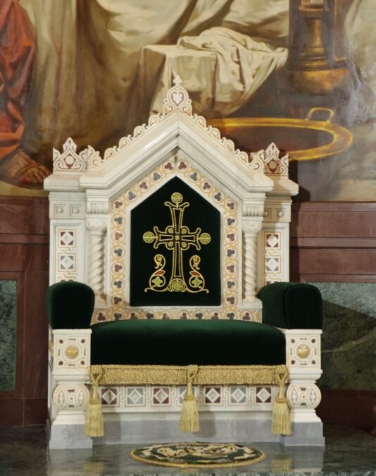 Patriarh Kirill kaotab usklikke mitte ainult lahinguväljal, vaid ka kirikus