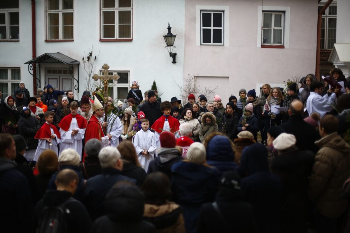 Religioonisotsioloogiline essee: Eesti katoliiklaste kiire kasvu saladus