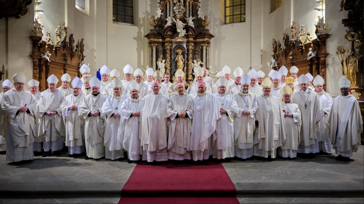 Ühtsus mitmekesisuses. Piiskoppide sinodi kontinentaalne etapp 5.–12. veebruaril Prahas